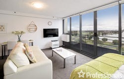 1001/81 Queens Road, Melbourne, Vic 3004