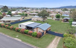 7-9 Irvine Street, Kootingal, NSW 2352