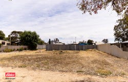 60 Coronation Street, Merredin, WA 6415