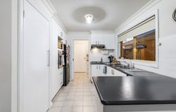 1/10 Milner Court, Cranbourne, Vic 3977