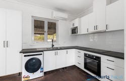 1 Brownell Place, Medina, WA 6167