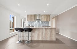 24 Hammersmith Circuit, Traralgon, Vic 3844
