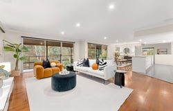 33-35 Curry Road, Park Orchards, Vic 3114