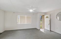 9 Church Avenue, Uralla, NSW 2358