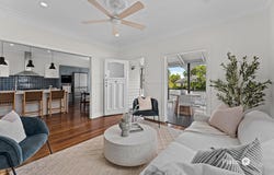 115 Erica Street, Cannon Hill, Qld 4170