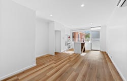 3/1802 Dandenong Road, Clayton, Vic 3168