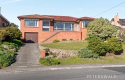 516 Churchill Avenue, Sandy Bay, Tas 7005