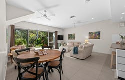4/250 Scrub Road, Carindale, Qld 4152