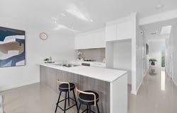 2D Grove Way, Wantirna South, Vic 3152
