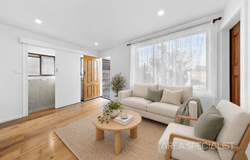 18 Burgundy Crescent, St Albans, Vic 3021