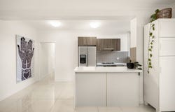 2/257 Hawken Drive, St Lucia, Qld 4067