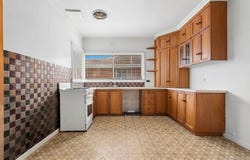 51 Bellarine Highway, Newcomb, Vic 3219