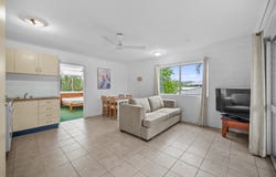 18/192-196 Mann Street, Westcourt, Qld 4870