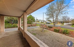 16 Macassar Street, Cowra, NSW 2794