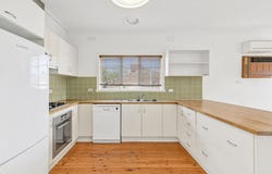 694 Stedman Crescent, Albury, NSW 2640