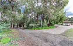 45 Dmietrieff Road, Bedfordale, WA 6112