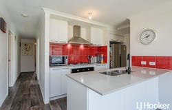 9  Baggot Road, Hilbert, WA 6112