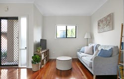 2/31-33 Olive Street, Reservoir, Vic 3073