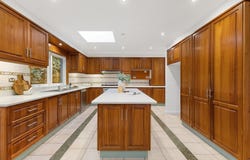 19 Milburn Place, St Ives, NSW 2075