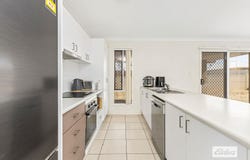 14 Scenic Drive, Emerald, Qld 4720