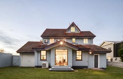 182 Barton Road, Hawthorne, Qld 4171
