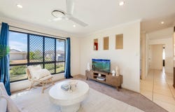 12 Charlotte Court, Kalkie, Qld 4670