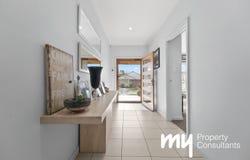 13 Dengate Close, Elderslie, NSW 2570