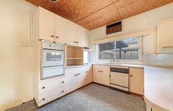 32 Hamilton Road, Coleraine, Vic 3315