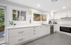 11 Fern Tree Close, Hornsby, NSW 2077