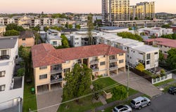 11 Haig Street, Coorparoo, Qld 4151