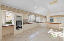 5 Balladong Loop, Carramar, WA 6031