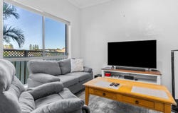 3/9 Muir Street, Harrington, NSW 2427