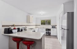 9 Thwaites Close, Highton, Vic 3216