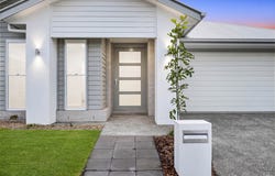 17 Flat Pea Crescent, Deebing Heights, Qld 4306