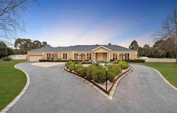 12 Timarron  Court, Langwarrin, Vic 3910