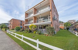 2/23 Masons Parade, Point Frederick, NSW 2250