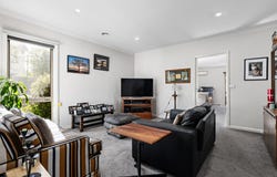 2/1338 Gregory Street, Lake Wendouree, Vic 3350