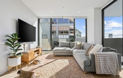 12073/17 Amalfi Drive, Wentworth Point, NSW 2127