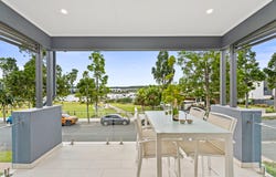 10 Cova Boulevard, Hope Island, Qld 4212