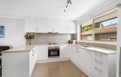 3/127 Minerva Road, Herne Hill, Vic 3218