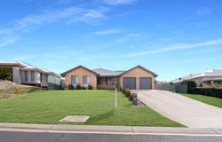 3 Blaxland Drive, Llanarth, NSW 2795