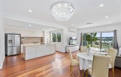 10 Cova Boulevard, Hope Island, Qld 4212