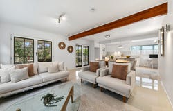 68 Canowie Road, Jindalee, Qld 4074