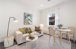 1/2 Simmonds Street, Hughesdale, Vic 3166