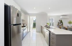 4 Rosewood Street, Pimpama, Qld 4209
