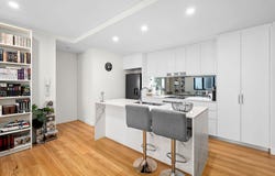 23/137 Eugaree Street, Southport, Qld 4215