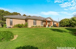 2 Gladioli Vista, Bomaderry, NSW 2541