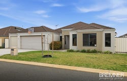16 John Forrest Circuit, Bertram, WA 6167