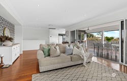 4 Morgan Street, Norman Park, Qld 4170