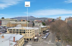 Suite 17, 31-35 Salamanca Place, Battery Point, Tas 7004